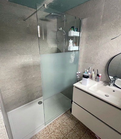 salle de bain a oupeye apres travaux de renovation