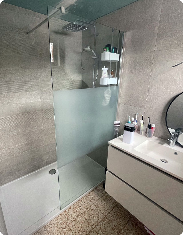 salle de bain a oupeye apres travaux de renovation
