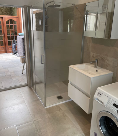 renovation d une buanderie en salle de bain a liege